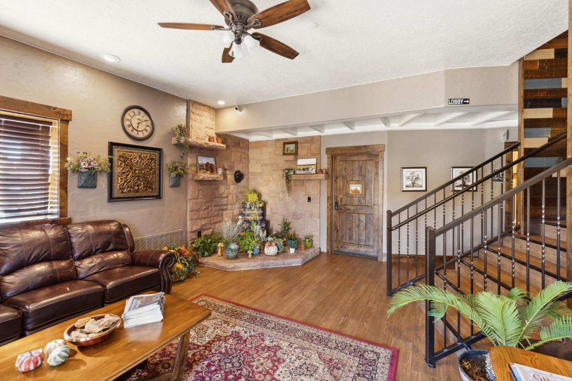 Zion Cliff Lodge Hildale エクステリア 写真