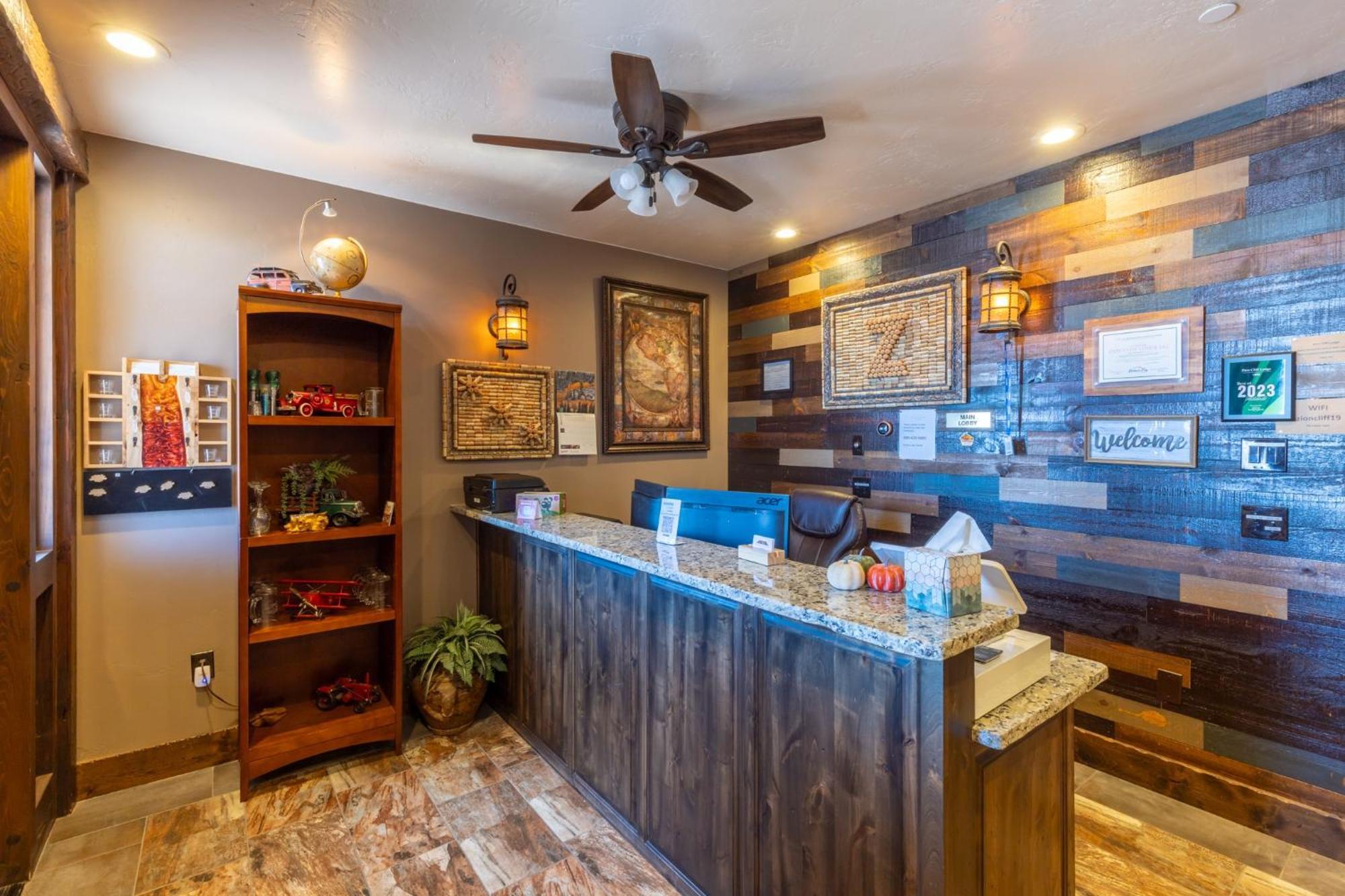 Zion Cliff Lodge Hildale エクステリア 写真